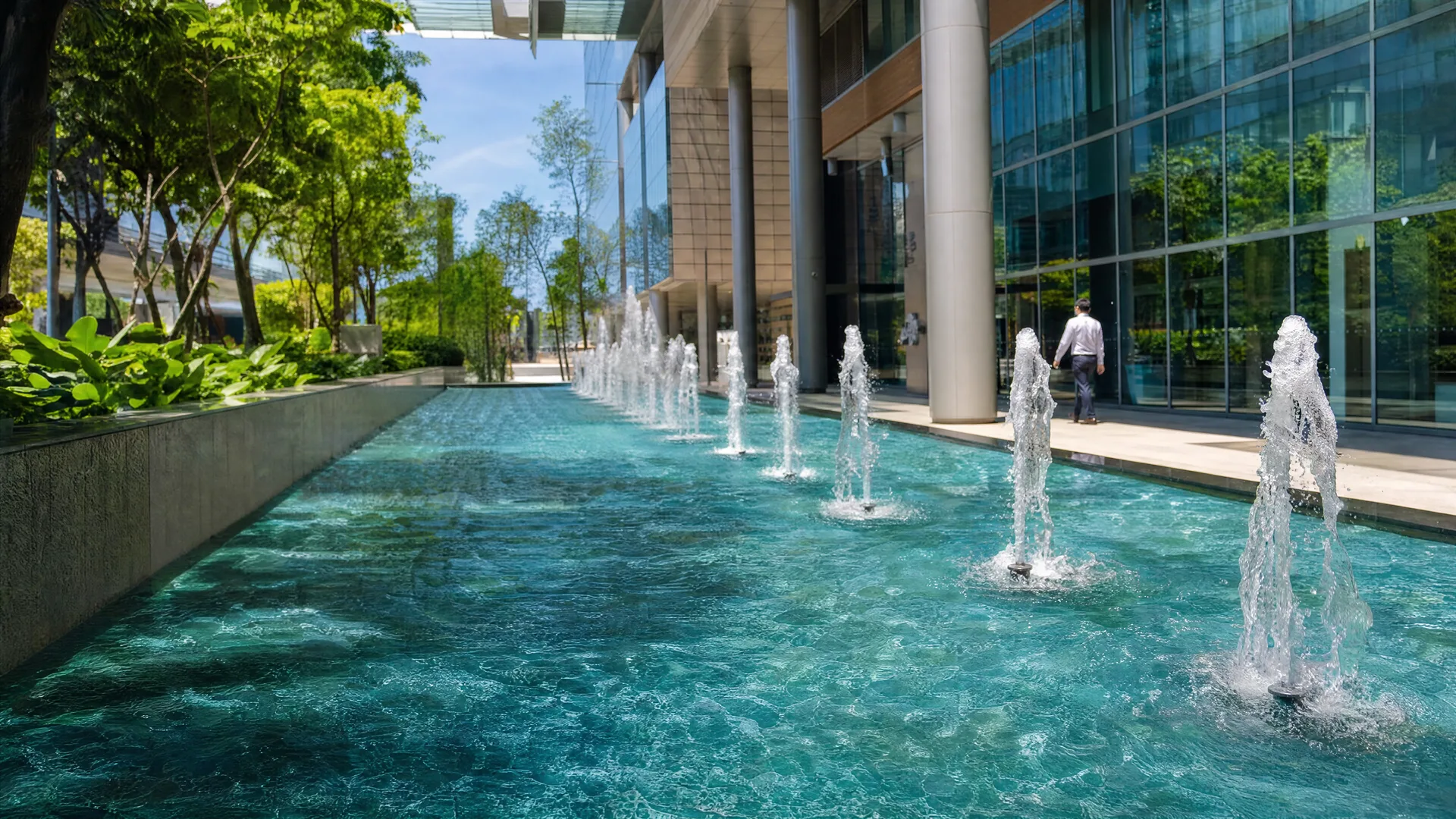 Water features & fountains